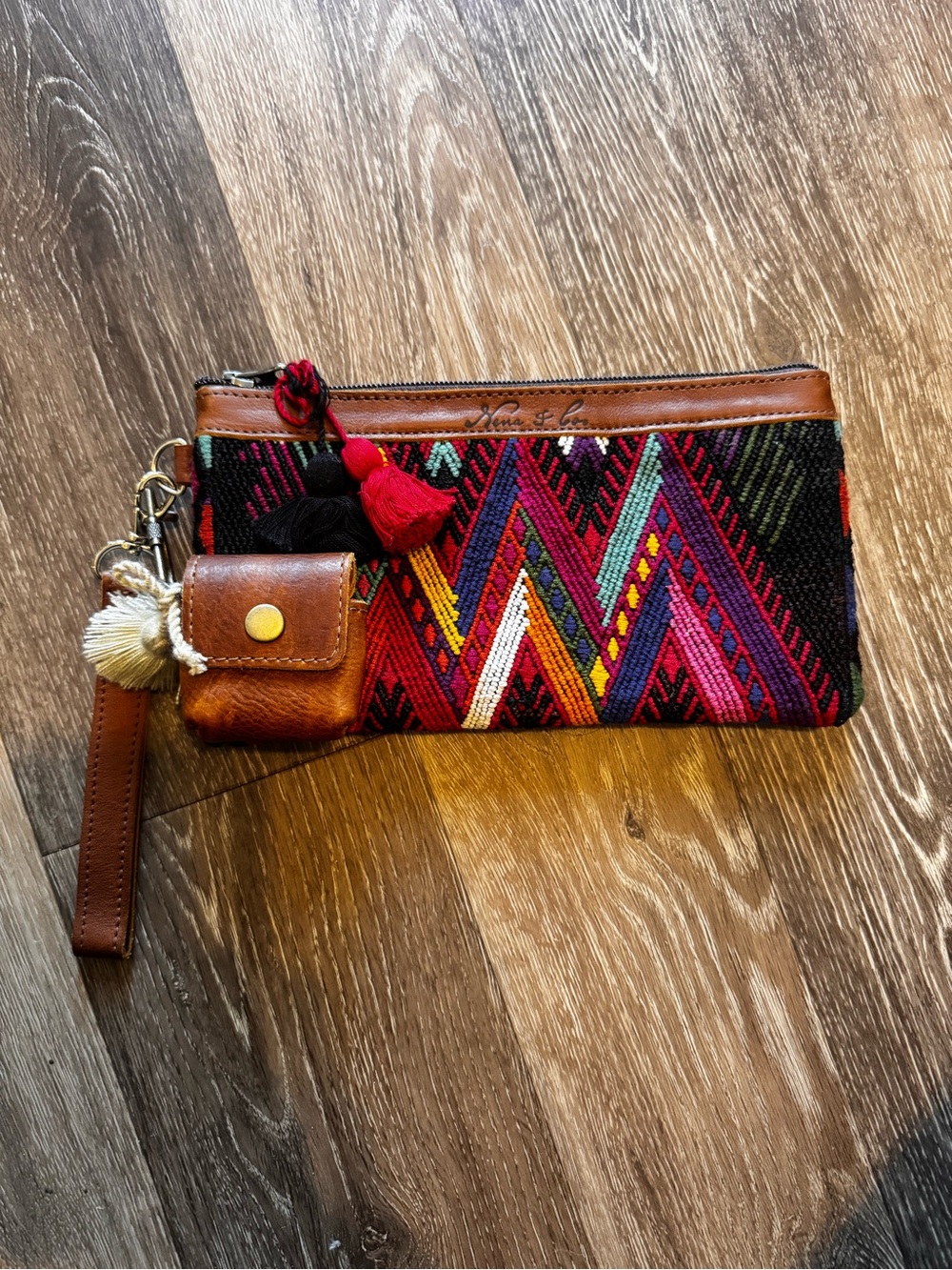 NEW Nena & Co. Wristlet/ Clutch w/ AirPod Case